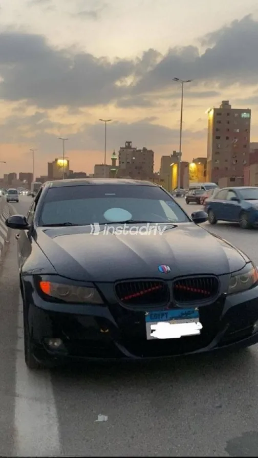 بي ام دبليو 320 2006 أسود مستعملة للبيع - 1
