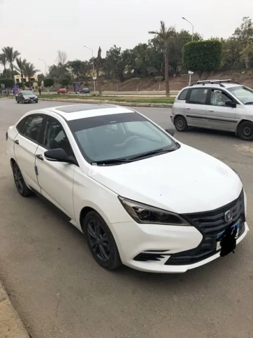 Changan Eado 2022 White Used for Sale - 3