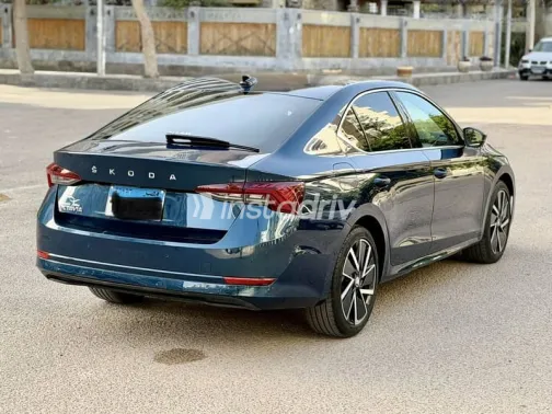 Skoda Octavia 2021 Dark Blue Used for Sale - 5