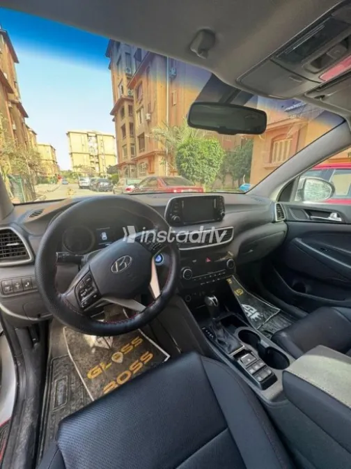 Hyundai Tucson 2019 Silver Used for Sale - 8
