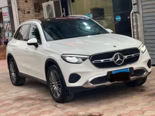 مرسيدس GLC 2023 أبيض مستعملة للبيع