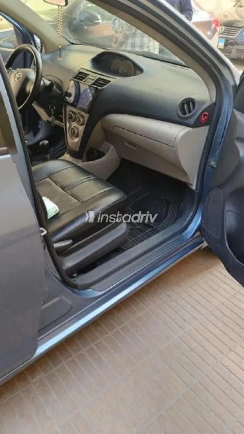 Toyota Yaris 2008 Blue Used for Sale - 4