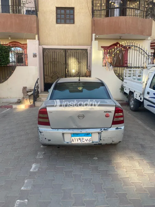 Opel Astra 2006 Silver Used for Sale - 3
