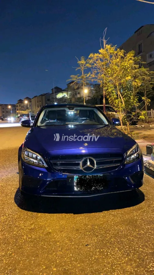 Mercedes C 180 2020 Blue Used for Sale - 2