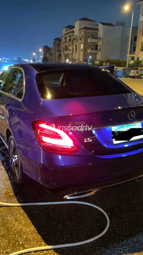 Mercedes C 180 2020 Blue Used for Sale - 3