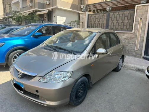 Honda City 2005 Gold Used for Sale - 3