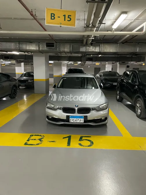 BMW 318 2016 Silver Used for Sale - 10