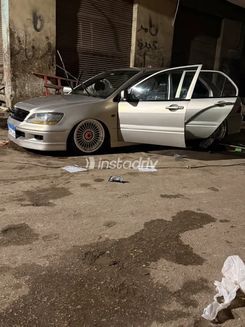 Mitsubishi Lancer 2001 Silver Used for Sale - 1