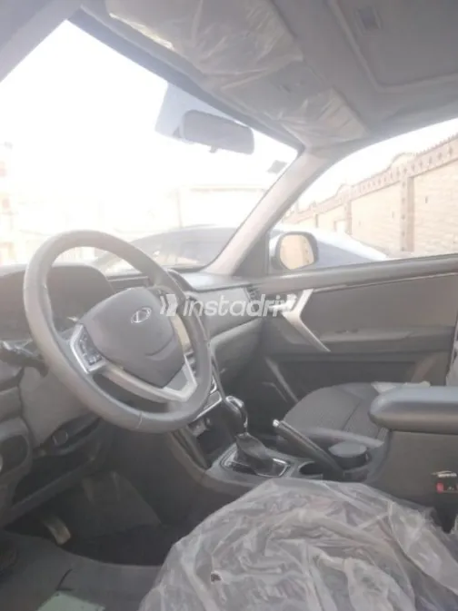 Chery Tiggo 3 2024 White Used for Sale - 8