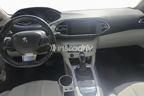 Peugeot 308 2016 White Used for Sale - 7