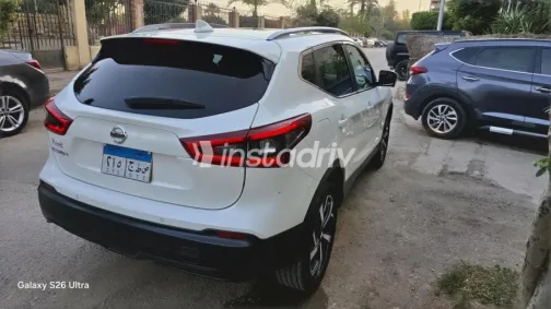 Nissan Qashqai 2019 White Used for Sale - 10