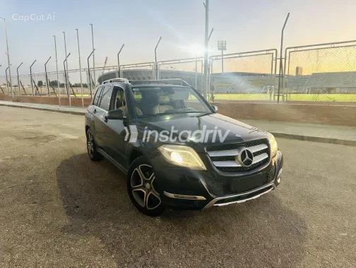Mercedes GLK 250 2015 Black Used for Sale - 6