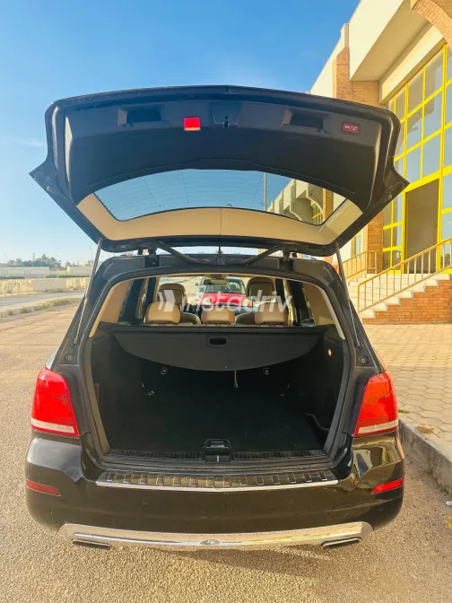 Mercedes GLK 250 2015 Black Used for Sale - 10