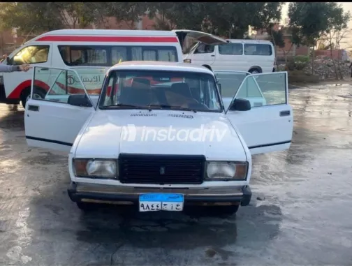 Lada 2017 2004 White Used for Sale - 3