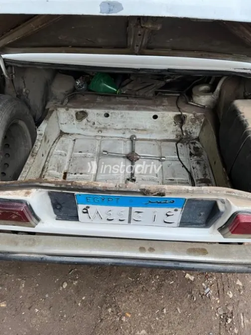 Lada 2017 2004 White Used for Sale - 5