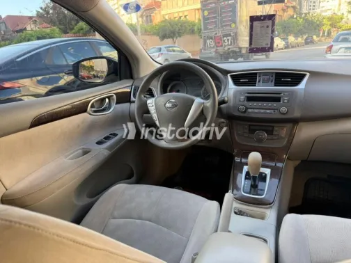 Nissan Sentra 2019 White Used for Sale - 2