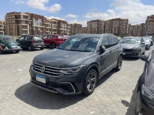 Volkswagen Tiguan 2021 White Used for Sale
