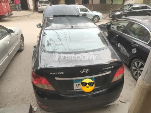 هيونداي اكسنت RB 2012 أسود مستعملة للبيع - 10