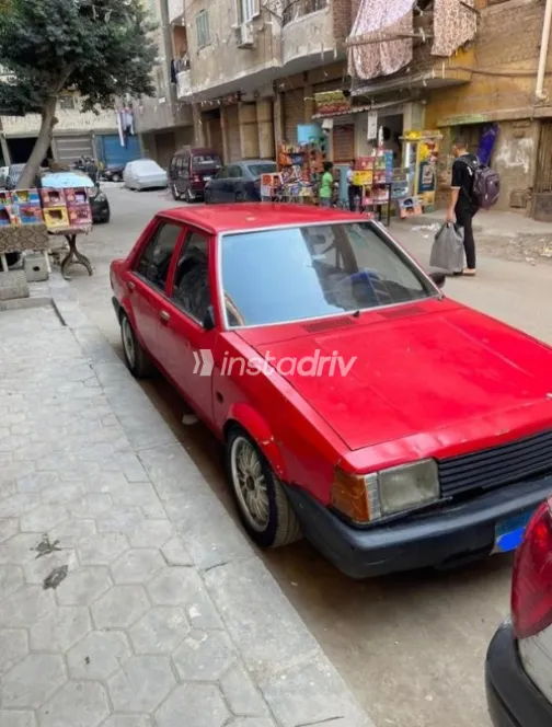 مازدا 323 1982 أحمر مستعملة للبيع - 4