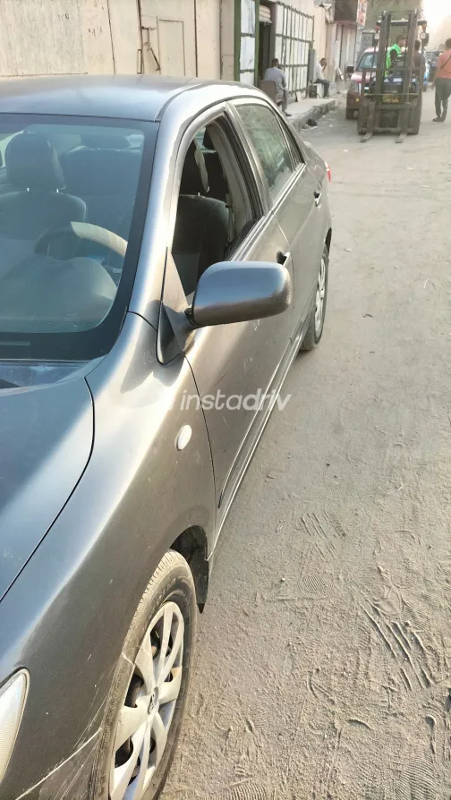Toyota Corolla 2011 Gray Used for Sale - 8