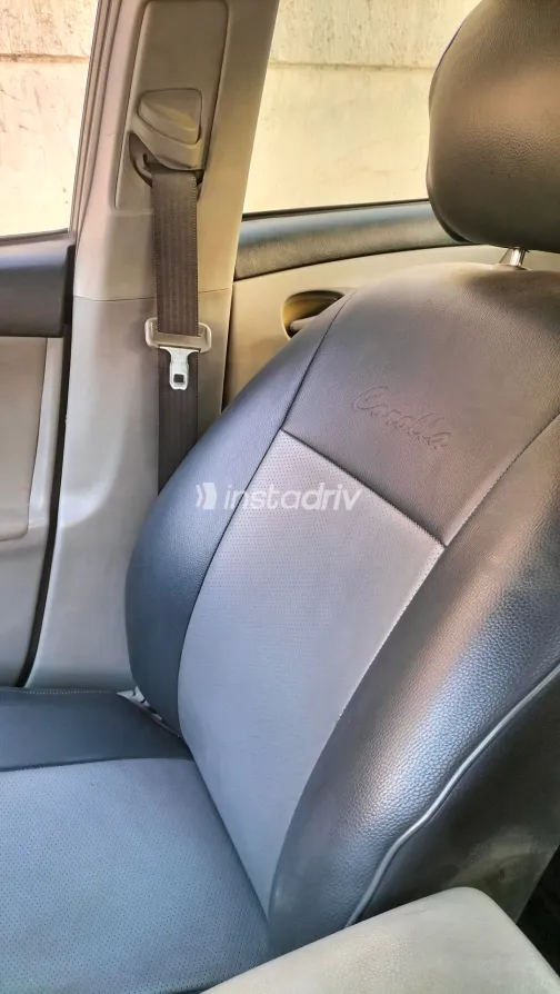 Toyota Corolla 2011 Gray Used for Sale - 10