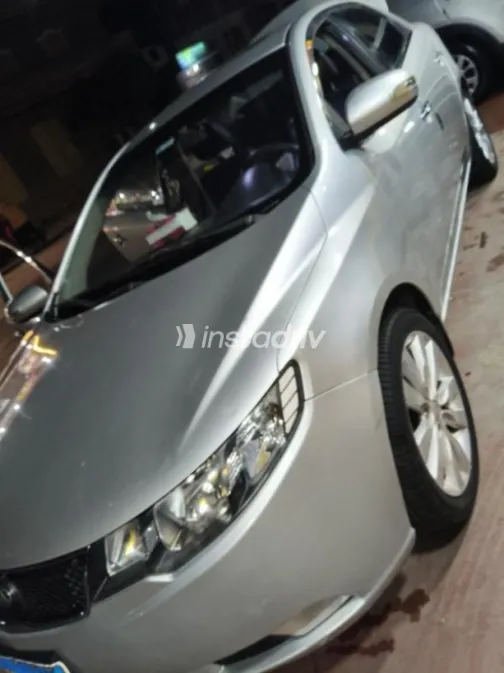 Kia Cerato 2010 Silver Used for Sale - 3