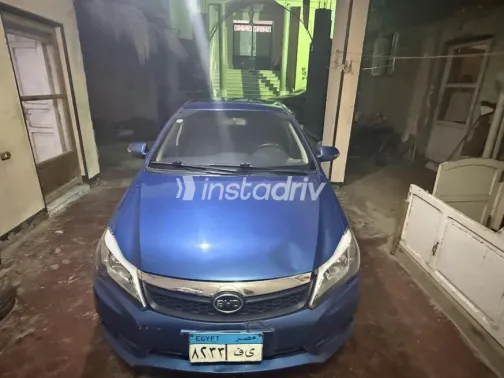 بى واى دى‬ F3 2024 أزرق مستعملة للبيع - 2