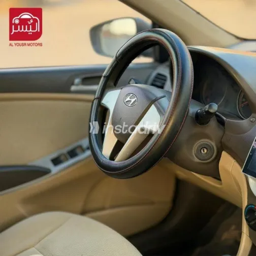 هيونداي اكسنت RB 2012 أسود مستعملة للبيع - 7