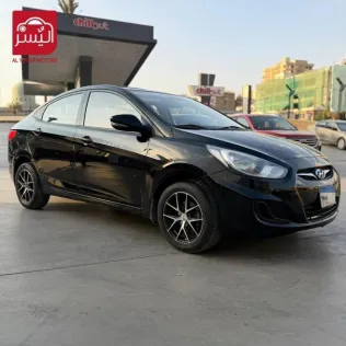 هيونداي اكسنت RB 2012 أسود مستعملة للبيع