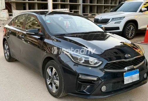 Kia Cerato 2021 White Used for Sale - 3