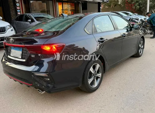 Kia Cerato 2021 White Used for Sale - 4