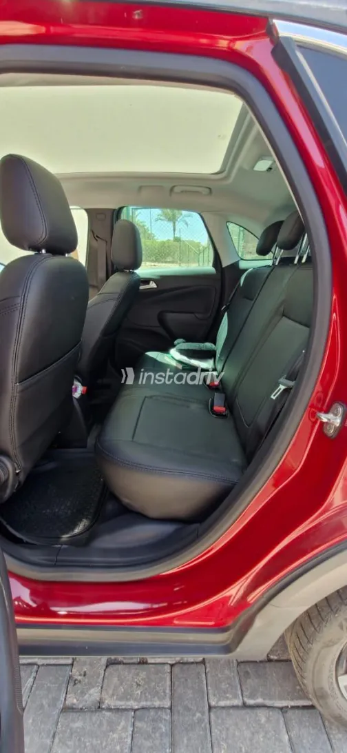 Opel Crossland 2022 Red Used for Sale - 6