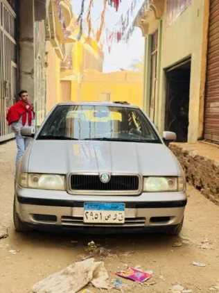 سكودا اوكتافيا A4 2000 رمادي مستعملة للبيع