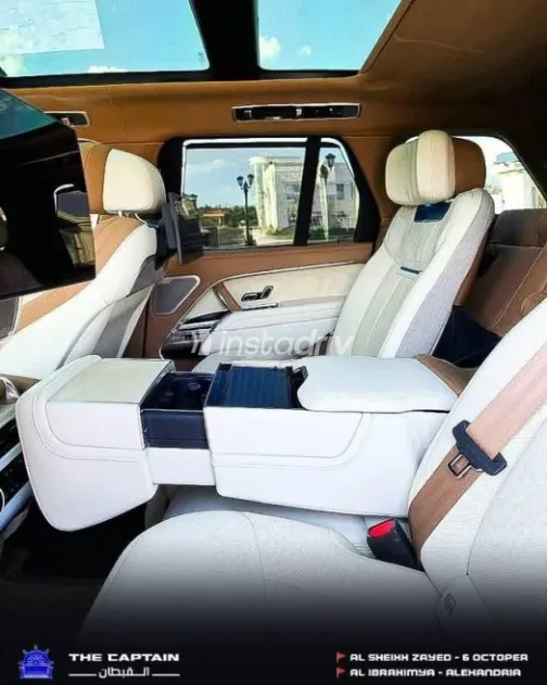 Land Rover Range Rover Vogue 2023 Black Used for Sale - 7