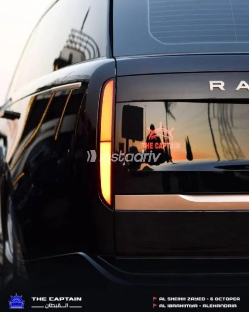 Land Rover Range Rover Vogue 2023 Black Used for Sale - 10