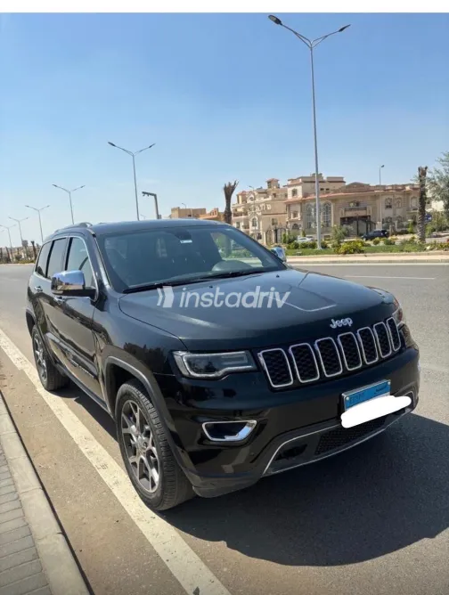 جيب جراند شيروكي 2020 أسود مستعملة للبيع - 4