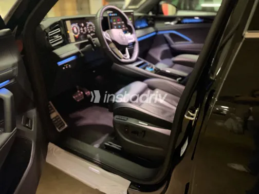Volkswagen Tiguan 2025 Black Used for Sale - 8