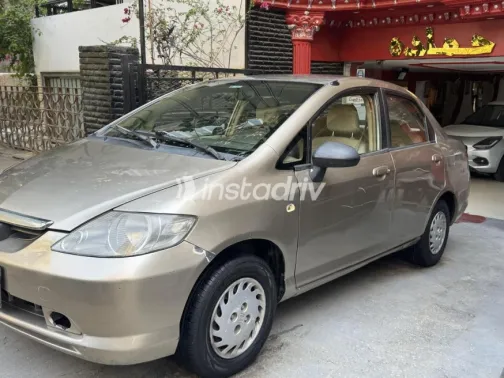 هوندا سيتى 2005 ذهبي مستعملة للبيع - 7