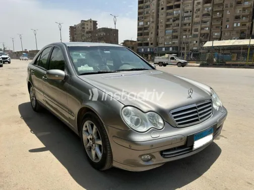 مرسيدس C 180 2006 ذهبي مستعملة للبيع - 4
