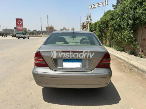 مرسيدس C 180 2006 ذهبي مستعملة للبيع - 6