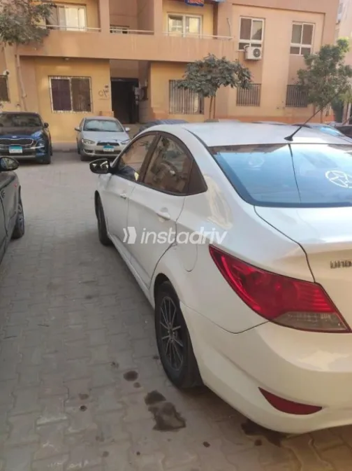 Hyundai Accent RB 2012 White Used for Sale - 4