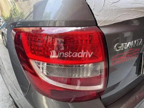 Lada Granta 2021 Silver Used for Sale - 3