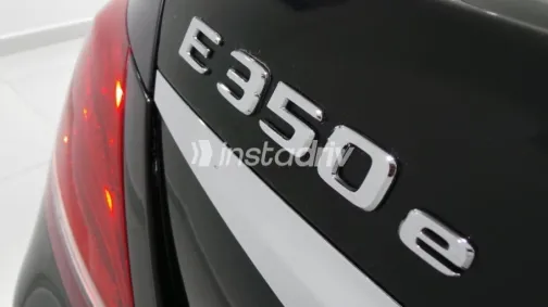 مرسيدس E 350 2018 أسود مستعملة للبيع - 6