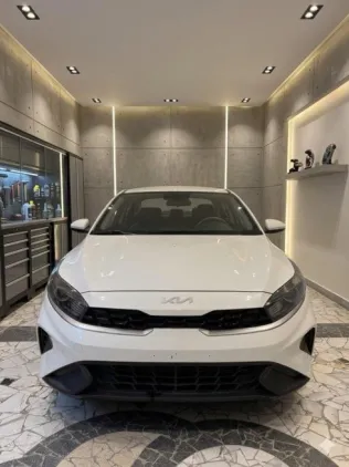 Kia Cerato 2023 White Used for Sale