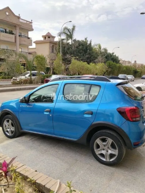 Renault Sandero Step Way 2019 White Used for Sale - 4