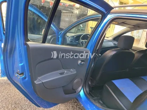 Renault Sandero Step Way 2019 White Used for Sale - 5