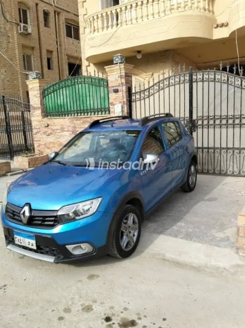 Renault Sandero Step Way 2019 White Used for Sale - 6