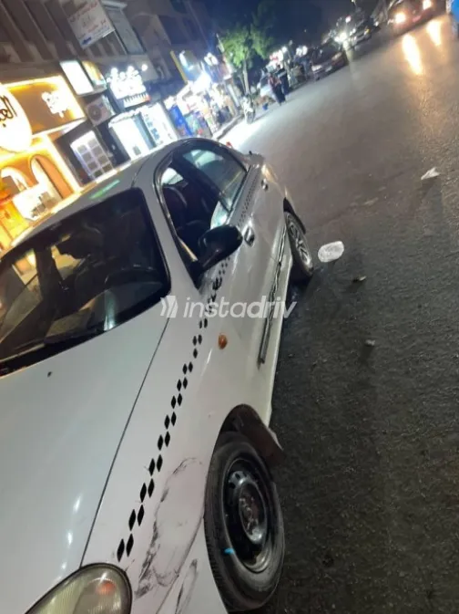 Chevrolet Lanos 2010 White Used for Sale - 2