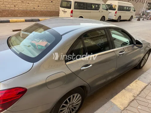 Mercedes C 180 2015 Gray Used for Sale - 3