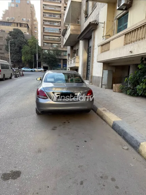 Mercedes C 180 2015 Gray Used for Sale - 4